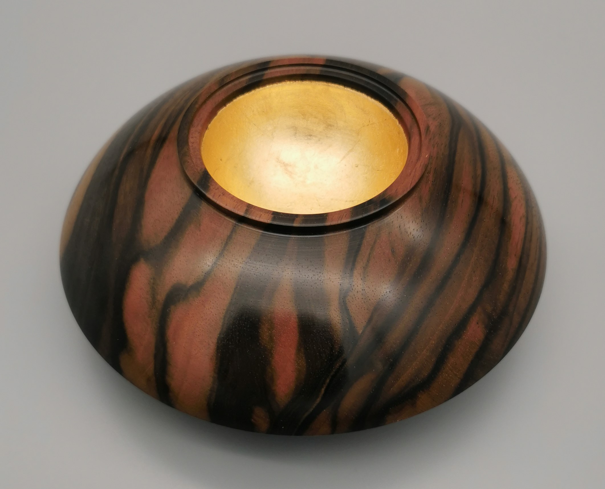 Makassar Schale (gold) – Bild 4