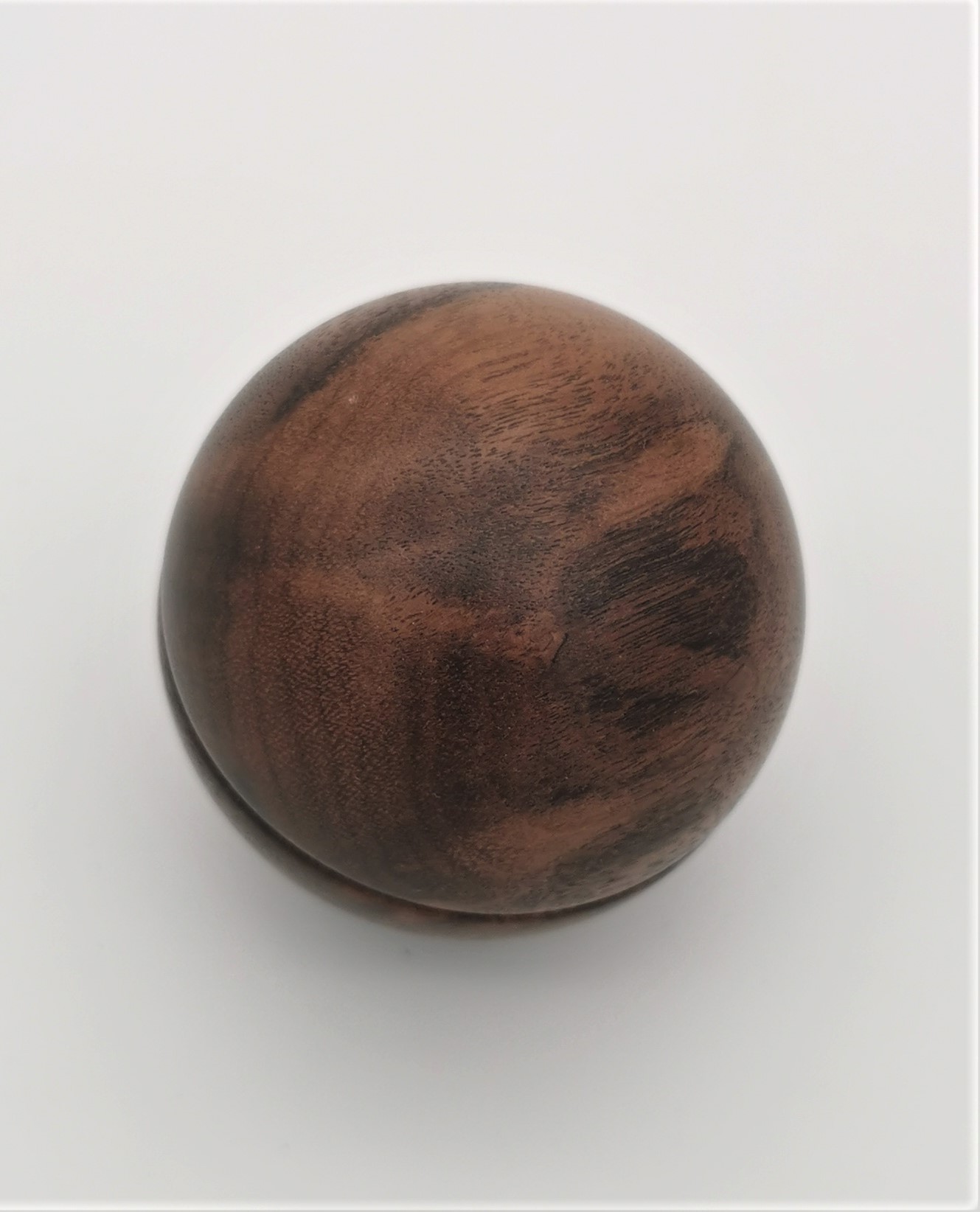 Nussbaum Dose (Kugel) – Bild 8